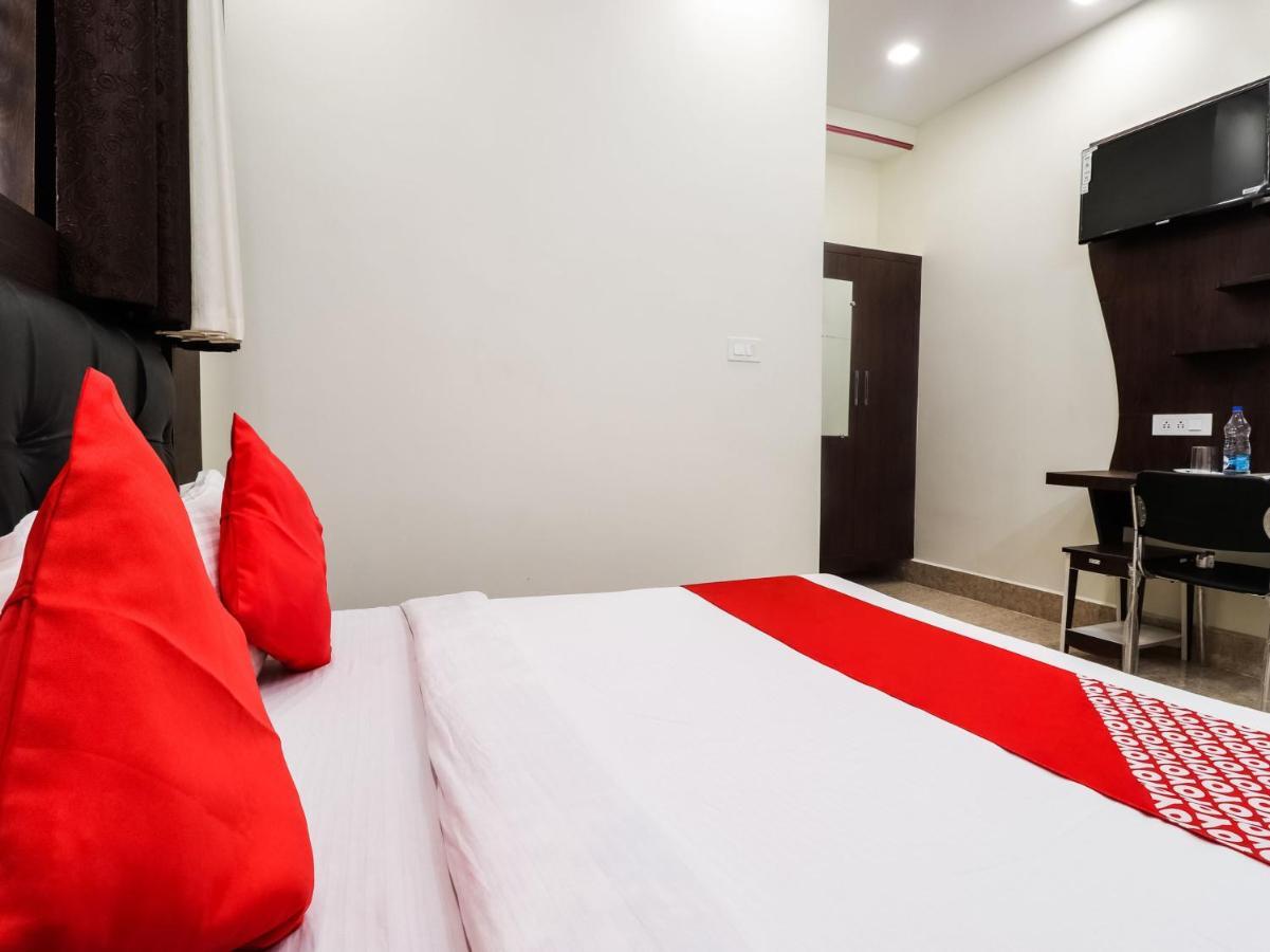 Oyo 74578 Hotel Al-Diyafa Hyderabad Luaran gambar